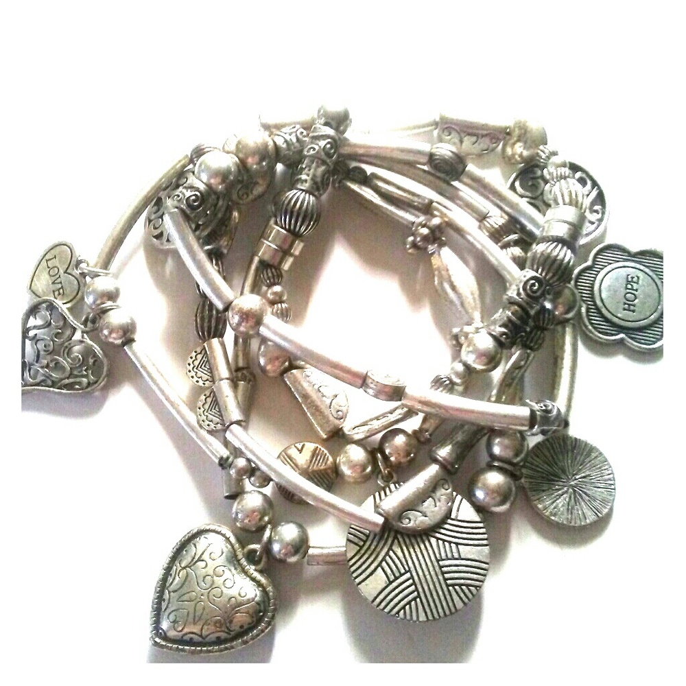 Lia Sophia stretch bracelet